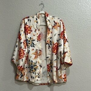 Womens Floral Kimono Red Cream Blue Lined Polyester Violet and Claire sz M